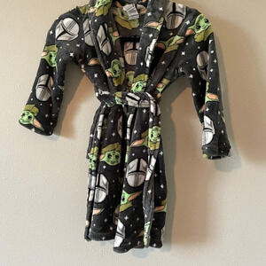 Star Wars Mandalorian Grogu Fleece Robe
